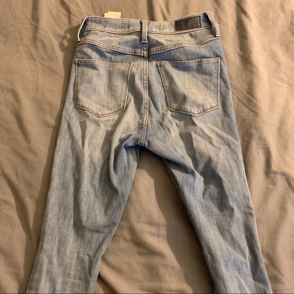 Hollister High Rise Skinny Jeans - Picture 3 of 5